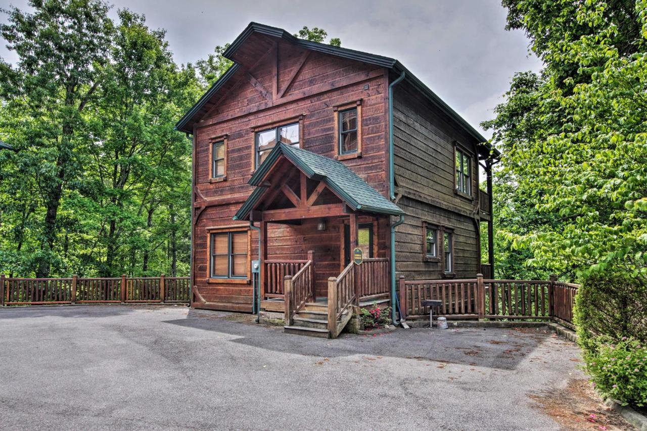 Cabin With Pool Access About 3 Mi To Downtown Gatlinburg Luaran gambar